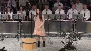 Дарина Кочанжи  Знаешь ли ты Darina Kochanzhi Weihnachten in Troisdorf 06012018 [upl. by Remmus]