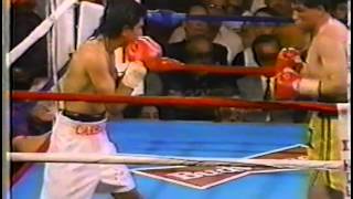 Humberto Gonzalez vs Michael Carbajal 3  44 [upl. by Bjork702]