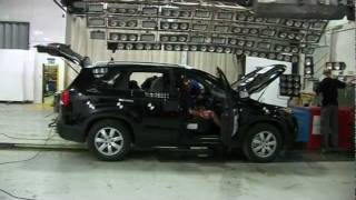 Kia Sorento crash tested  What Car [upl. by Gearard]