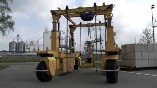 Hydraulic Travel Gantry with SPMT Technology [upl. by Crowley]