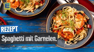 Spaghetti mit Garnelen  Leckeres PastaRezept [upl. by Chrotoem]