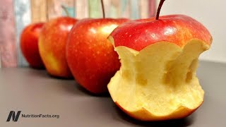 For Flavonoid Benefits Dont Peel Apples [upl. by Nappy]