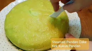 Steamed Pandan Cake With Coconut Milk  No Mixer  Kek Kukus Pandan Santan Tanpa Mixer DAPUR2020 [upl. by Efrem]