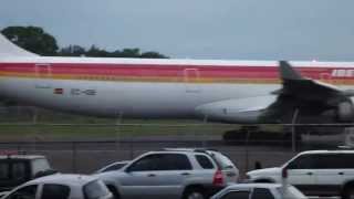 Airbus A340642 Iberia despegando por la pista 25 en costa rica [upl. by Bonnie]