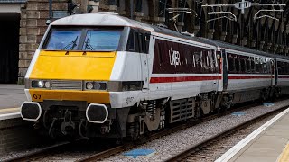 91107  Skyfall  82225 DVT departing Kings Cross [upl. by Fergus]