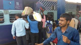 HDIndian RailwayEpic crowd in Vaishali express [upl. by Maretz]