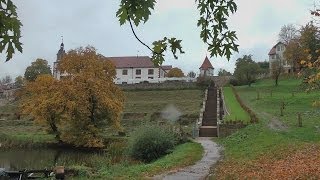 Schloss Wilhelmsburg in Thüringen im Oktober [upl. by Happy186]