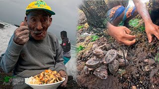 EL TIO ADRIAN prueba PICANTE DE COCHAYUYO y MARISCOS  COCECHAMOS MARISCOS EN LA MAR PELIGROSA [upl. by Nylirahs]