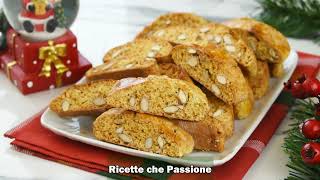 Cantucci o tozzetti alle mandorle i biscotti di Natale da fare velocemente  Ricette che Passione [upl. by Berkin]