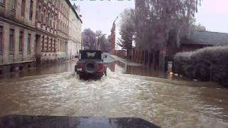 Hochwasser Überschwemmung Gera Zwötzen 2013 Sandsacklieferung [upl. by Suh]