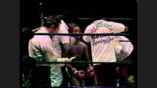 Wilfredo Benitez Vs Bruce Curry 1 Rds8910 amp Decisionwmv [upl. by Jannel]