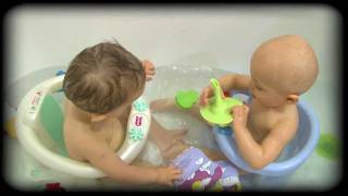 Le bain  Episode 17  Pampers Baby Boom [upl. by Trebeh415]