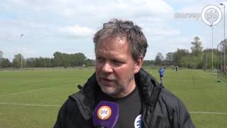 De Graafschapcoach Henk de Jong kocht Porsches van winnend staatslot [upl. by Eednarb]