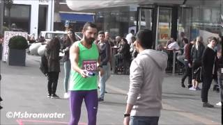 acteur Shia LaBeouf rondjes rond het Stedelijk Museum Amsterdam [upl. by Narmi]