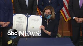 Pelosi holds engrossment ceremony for impeachment [upl. by Maire]