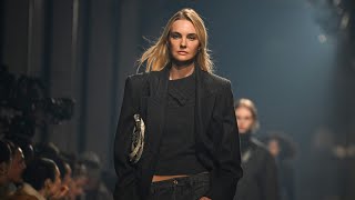 Modewoche in Paris Bei Isabel Marant wird es lässig  AFP [upl. by Jethro824]