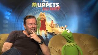 Tina Fey amp Disney Stars Talk Proposals at Muppets Most Wanted Premiere [upl. by Grantham158]