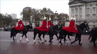 Wachablösung am Buckingham Palast London  Changing of the Guards at Buckingham Palace London [upl. by Salema]