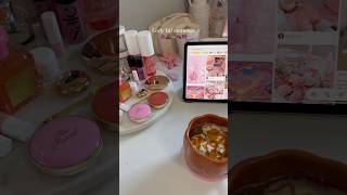 Fall morning routine 🍁🩷 autumn morningroutine falldecor [upl. by Ellinet180]