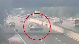 Piacenza si schianta a tutta velocità contro volante della polizia il video dell’incidente [upl. by Aiotal]