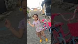 Nona manis sayange 💕 shorts subscribe funny [upl. by Siram736]