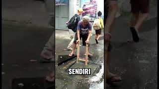 menyelam ke goronggorong agar tidak banjir🫡 [upl. by Natalie]