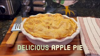 Delicious simple and easy apple pie [upl. by Annuahsal]