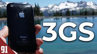 Using the iPhone 3GS 11 Years Later Review [upl. by Sherrer]