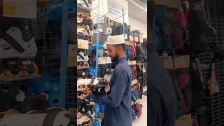 Sketing Shoes testing in Decathlon [upl. by Eanwahs768]