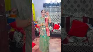 Mehndi Wale hatho ki chudi khankan a bollywood hindisong love dance karwachauth makeup [upl. by Aeslehs]