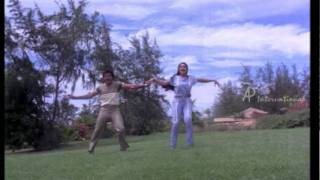 Nallavanuku Nallavan  Tamil Movie  Scenes  Clips  Comedy  Songs  Muthaaduthey Song [upl. by Ermin434]