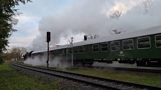 Historischer Dampfzug auf Usedom  Bahnhof Zempin  Dezember 2023 [upl. by Adamo]