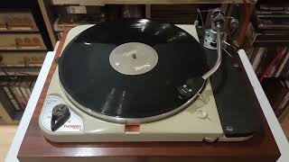 Thorens TD 124 Records Player Turntable Demo [upl. by Erine]