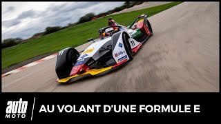 Formule E  notre essai de la monoplace 100 électrique [upl. by Odraccir580]