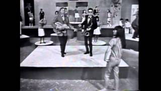 001 Bill Haley La Tierra de las Mil Danzas Discoteca Orfeon A GoGo [upl. by Nnylyam529]