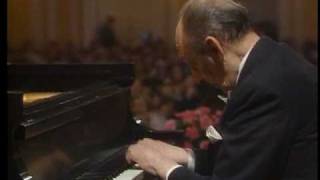 Horowitz plays Moszkowski Etincelles sparks [upl. by Kenric]