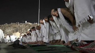 Hadschritual Beten auf dem Berg Arafat [upl. by Benedic]