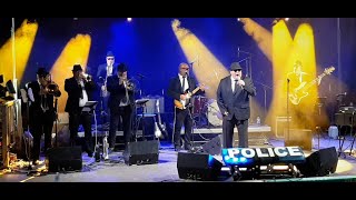 Les INVENDABLES Tribute Blues Brothers [upl. by Naujtna]