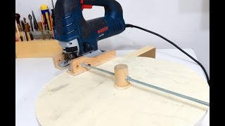 Jigsaw Circle Cutting Jig [upl. by Sky147]