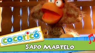 Videoclipe  Sapo Martelo [upl. by Armand]