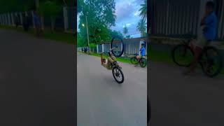 Madushan අයියව දන්න කට්ටිය like එකක් දාන් යන්❤️madushanjeewantha8583 whr automobie stunt [upl. by Rivy]