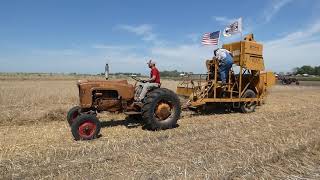 Minneapolis Molines Working the Wheat Field [upl. by Kimberlyn]