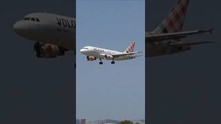 VOLOTEA  AIRBUS A319  LANDING  BARCELONA EL PRAT INTERNATIONAL AIRPORT LEBLBCN [upl. by Timothea]