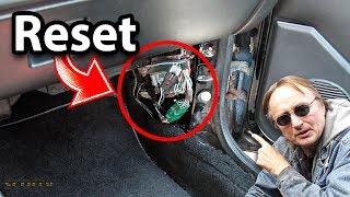 How to Reset Your Car’s Computer Old School Scotty Kilmer [upl. by Elaen]