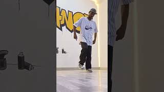 footwork tutorial C walk tutorial snoop Dogg c walk krupt cwalk footworkcripwalk drdre [upl. by Mafala496]