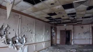 Scary Abandoned Days Inn Hotel [upl. by Schick]