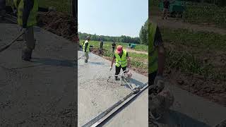 Cement mortar road leveling process Good tools and machinery can increase work efficiency [upl. by Atinram]