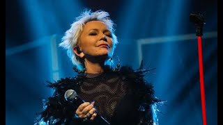 Małgorzata Ostrowska  Podróż w krainę baśni live 2020 [upl. by Ardet467]