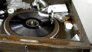 Kung Chiu Hsia 龔秋霞 － 夢中人 78rpm  Gramophone Sound [upl. by Hgielrak]