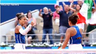 Paris 2024 tennis Italys Sara Errani and Jasmine Paolini win gold in women’s doubles [upl. by Alegnaed834]